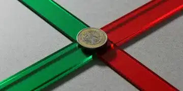 Moneda mexicana en la intersección de placas acrílicas que simbolizan la dualidad del mercado hipotecario.
